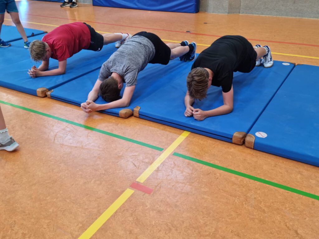 7fe20551-8cc6-447f-8a4d-e7cd1a95699f